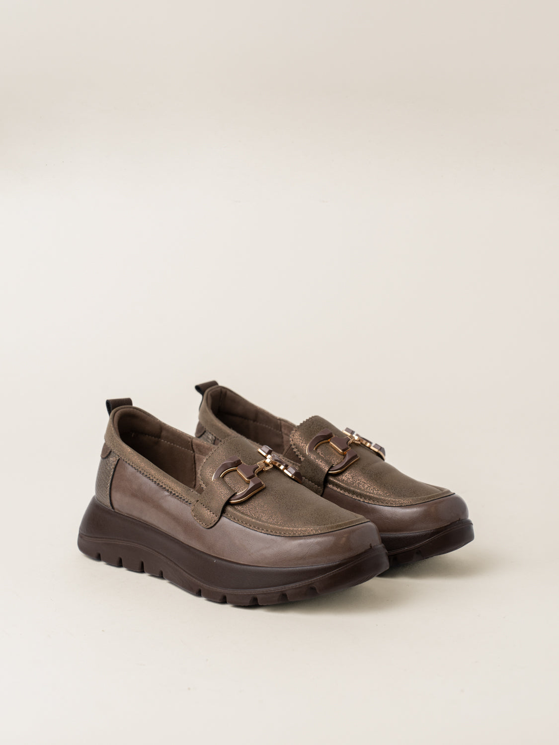 Mocasines de plataforma con hebilla UMBER en café, de Mysoft (vista 2)