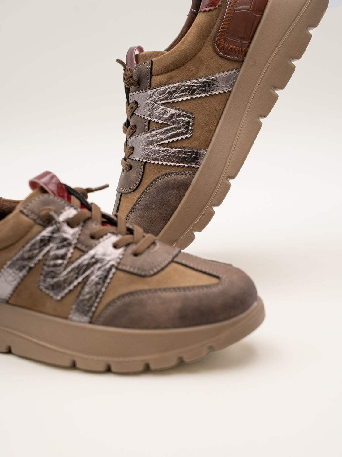 BRIAR - 26M627 Zapatillas de plataforma mujer con cordones elásticos